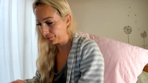 Missy matrix online show from 12/03/25, 08:23