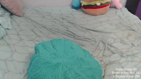 Snapshot of missyinpinkk chatting on 01/20/25, 04:32 Missy online show from 01/20/25, 04:32