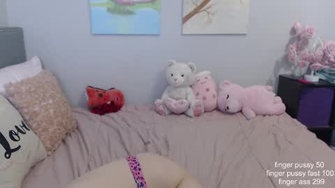 Snapshot of missyinpinkk chatting on 02/10/25, 07:58 Missy online show from 02/10/25, 07:58