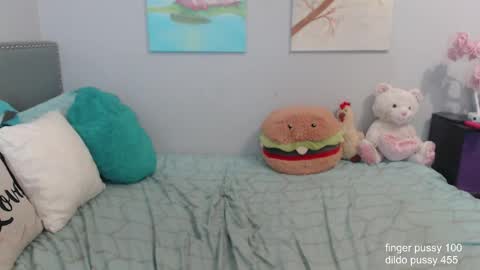 Snapshot of missyinpinkk chatting on 02/20/25, 06:50 Missy online show from 02/20/25, 06:50