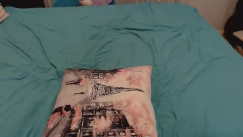 Snapshot of missyinpinkk chatting on 12/05/25, 03:48 Missy online show from 12/05/25, 03:48