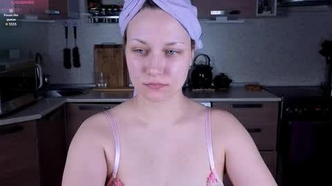 Snapshot of missyourtouch chatting on 04/12/26, 05:07 MissYourTouch online show from 04/12/26, 05:07