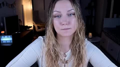 Snapshot of missyourtouch chatting on 05/23/26, 06:34 MissYourTouch online show from 05/23/26, 06:34