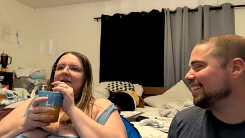 Snapshot of missytongue chatting on 10/25/25, 09:06 missytongue online show from 10/25/25, 09:06