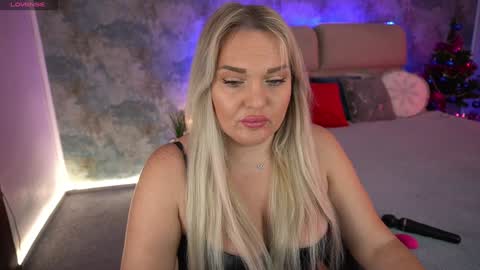  Amely  online show from 12/23/24, 08:44