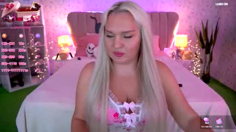  Amely  online show from 10/22/25, 03:12