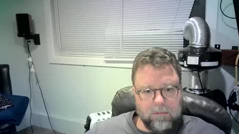 Mr. Happy online show from 01/19/25, 06:42