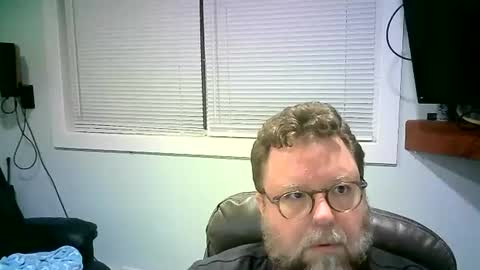 Mr. Happy online show from 02/19/25, 02:33