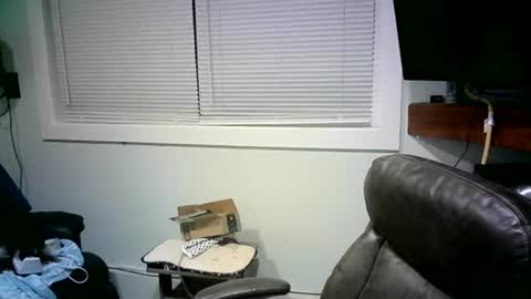 Mr. Happy online show from 03/10/25, 04:17