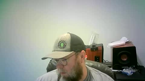 Snapshot of mister_happy567 chatting on 12/15/25, 07:23 Mr. Happy online show from 12/15/25, 07:23