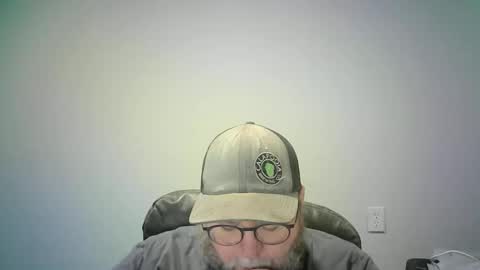 Snapshot of mister_happy567 chatting on 12/16/25, 06:51 Mr. Happy online show from 12/16/25, 06:51