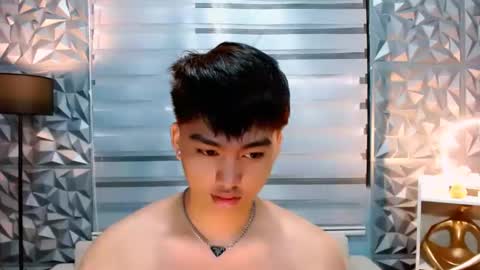 SAINT SACHI  will make your day  online show from 02/05/25, 04:36