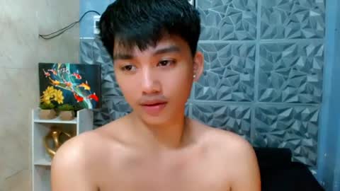 Snapshot of mister_officer chatting on 07/04/26, 08:04 SAINT SACHI will make your day online show from 07/04/26, 08:04