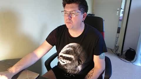 Snapshot of mistercoeur1 chatting on 10/08/25, 07:06 mistercoeur online show from 10/08/25, 07:06