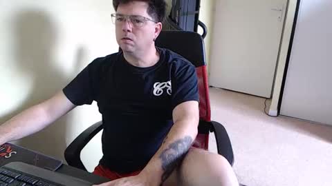 Snapshot of mistercoeur1 chatting on 02/01/26, 11:09 mistercoeur online show from 02/01/26, 11:09