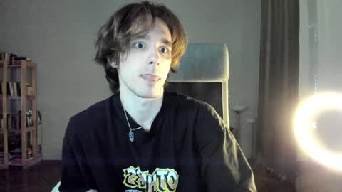 Snapshot of misterhult chatting on 12/04/24, 08:23 My name is Anton Bogatyrev online show from 12/04/24, 08:23