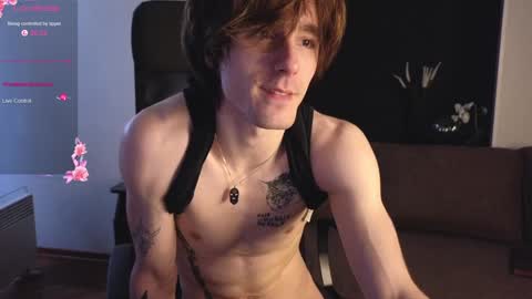 Snapshot of misterhult chatting on 12/08/24, 10:52 My name is Anton Bogatyrev online show from 12/08/24, 10:52