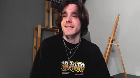 Snapshot of misterhult chatting on 02/12/25, 02:32 My name is Anton Bogatyrev online show from 02/12/25, 02:32