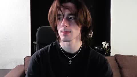 Snapshot of misterhult chatting on 02/19/25, 08:20 My name is Anton Bogatyrev online show from 02/19/25, 08:20