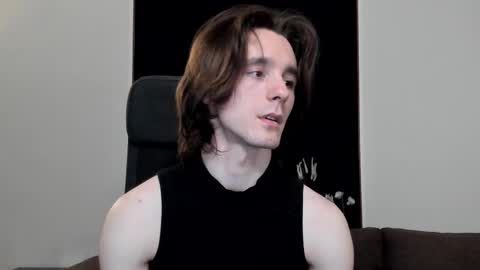 Snapshot of misterhult chatting on 03/12/25, 02:34 My name is Anton Bogatyrev online show from 03/12/25, 02:34