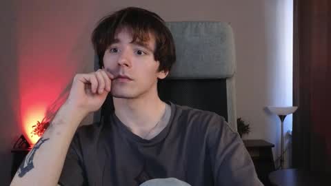 Snapshot of misterhult chatting on 10/09/25, 09:07 My name is Anton Bogatyrev online show from 10/09/25, 09:07