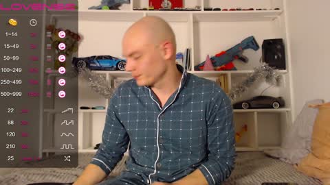 MIsterjames  online show from 01/04/25, 05:05