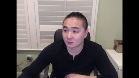 Snapshot of misterlionking chatting on 12/26/24, 06:52 Eric online show from 12/26/24, 06:52