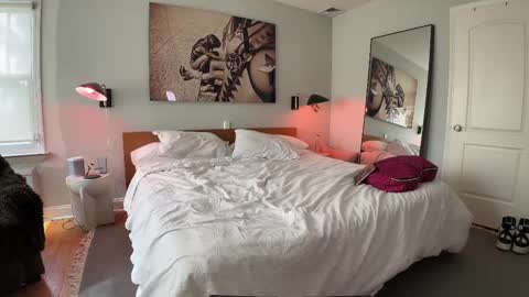 Snapshot of mistermikey24 chatting on 02/19/25, 06:00 Mikey Jerkoff online show from 02/19/25, 06:00