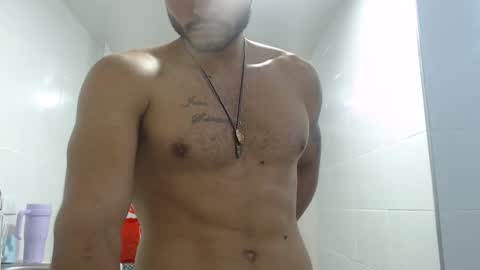 Snapshot of mistersam33 chatting on 12/28/24, 06:50 mistersam33 online show from 12/28/24, 06:50