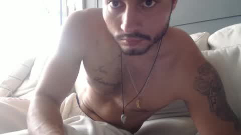 Snapshot of mistersam33 chatting on 01/11/25, 08:32 mistersam33 online show from 01/11/25, 08:32