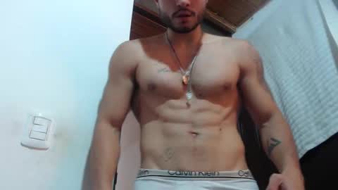 Snapshot of mistersam33 chatting on 01/22/25, 05:49 mistersam33 online show from 01/22/25, 05:49