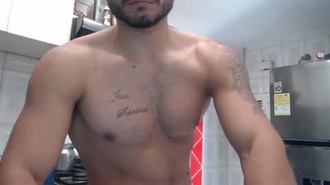 Snapshot of mistersam33 chatting on 01/23/25, 03:11 mistersam33 online show from 01/23/25, 03:11