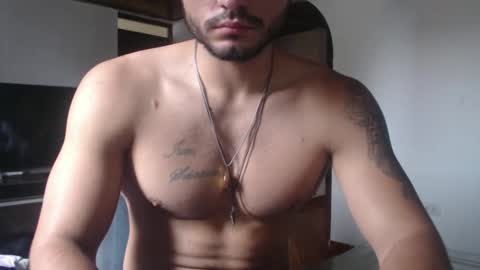 Snapshot of mistersam33 chatting on 02/11/25, 02:24 mistersam33 online show from 02/11/25, 02:24