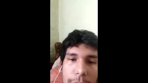 Snapshot of mistertitanx chatting on 09/20/25, 03:35 Emir online show from 09/20/25, 03:35