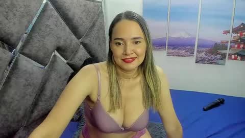 Snapshot of misticalove chatting on 05/27/26, 04:31 melisa online show from 05/27/26, 04:31