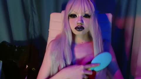 Snapshot of mistr_daria_femdom chatting on 04/03/26, 02:20 mistr_daria_femdom online show from 04/03/26, 02:20