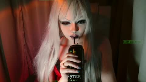 Snapshot of mistr_daria_femdom chatting on 04/06/26, 11:16 mistr_daria_femdom online show from 04/06/26, 11:16