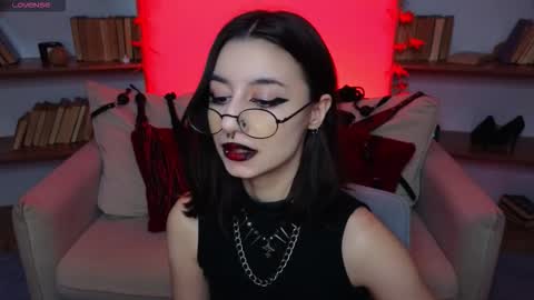 Snapshot of mistress__marcelline chatting on 10/12/25, 09:30 Marcelline online show from 10/12/25, 09:30