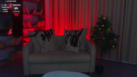 Marcelline online show from 05/25/26, 01:55