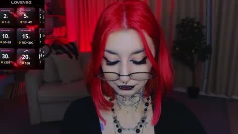 Snapshot of mistress__marcelline chatting on 07/03/26, 01:56 Marcelline online show from 07/03/26, 01:56