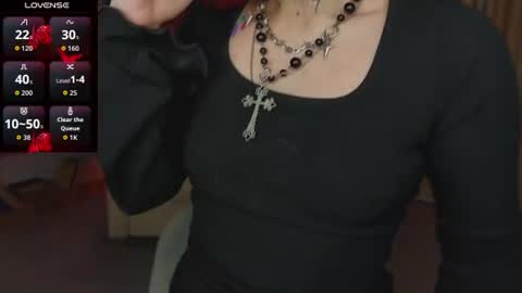 Snapshot of mistress__marcelline chatting on 07/17/26, 02:07 Marcelline online show from 07/17/26, 02:07