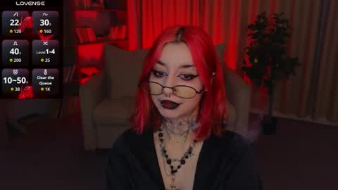 Snapshot of mistress__marcelline chatting on 07/18/26, 02:49 Marcelline online show from 07/18/26, 02:49