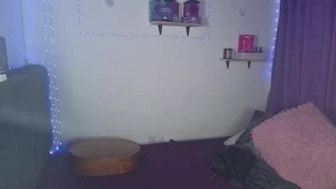       online show from 09/23/25, 06:49