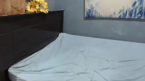 elizabeth online show from 03/08/25, 08:22