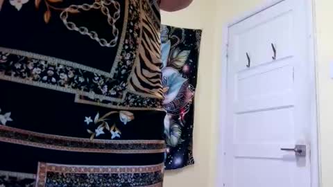 Snapshot of mistress_kasha chatting on 04/01/26, 07:00 Mistress Kaha online show from 04/01/26, 07:00