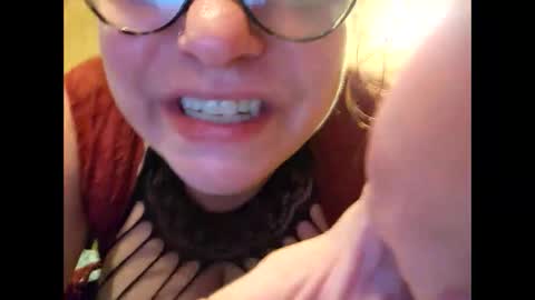 Snapshot of mistress_lk chatting on 03/17/26, 06:00 MistyVale online show from 03/17/26, 06:00