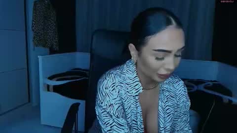 Snapshot of mistress_meryem chatting on 03/25/26, 12:05 mistress_meryem online show from 03/25/26, 12:05