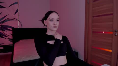 Snapshot of mistress_mialibra chatting on 12/16/24, 08:20 Mistress Mia online show from 12/16/24, 08:20