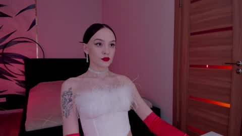Snapshot of mistress_mialibra chatting on 12/22/24, 01:44 Mistress Mia online show from 12/22/24, 01:44