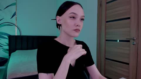 Snapshot of mistress_mialibra chatting on 10/07/25, 01:36 Mistress Mia online show from 10/07/25, 01:36